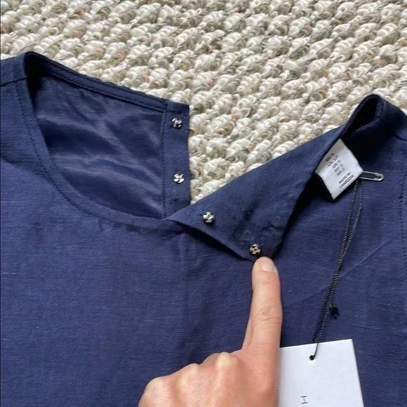 Halston Navy Sleeveless Top - Picture 4 of 4